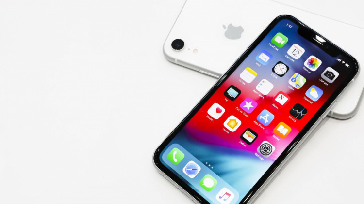 Best Replica/Clone/Fake iPhone Xs with Wireless Charging & Face ID & 4G LTE iOS12 Unboxing