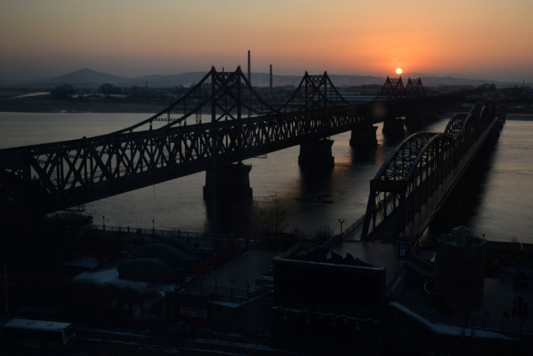 Friendship Bridge