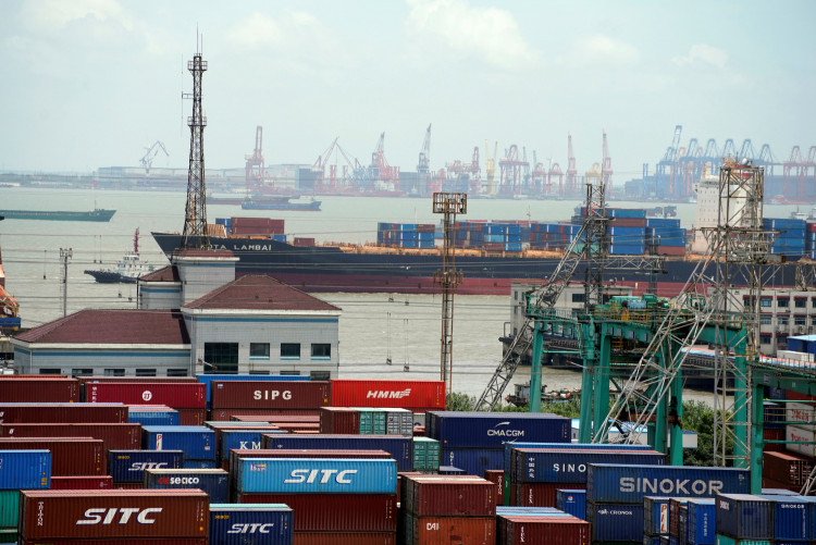 Shipping containers