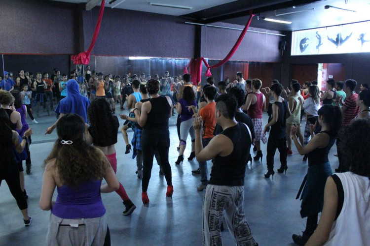 At 10-years-old, Amy Zhu has conquered not just the online world but the whole world with her hip-hop dance.