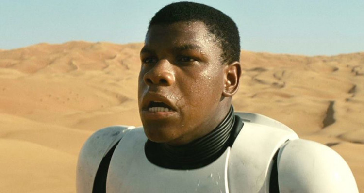 In a desperate move to know little details about 'Star Wars: Episode IX,' fans are taking their chances asking the cast about the movie.