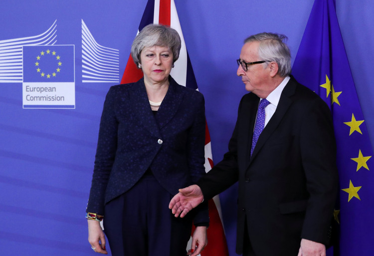 PM Theresa May and EC President Jean-Claude Juncker