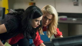 Although fans fear that 'Jessica Jones' Season 3 will also get canceled, they are also excited to know what will happen to the superhero-turned-PI after the previous season finale.