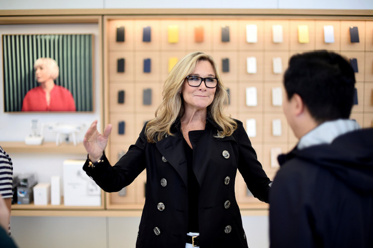 Angela Ahrendts