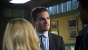 It will take a little while before fans see 'Arrow' Season 7 Episode 14, titled 'Brothers & Sisters,' as the show will be on a brief hiatus.