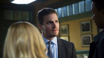 It will take a little while before fans see 'Arrow' Season 7 Episode 14, titled 'Brothers & Sisters,' as the show will be on a brief hiatus.