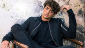 Noah Centineo is about to return to his 'The Fosters' roots as Jesus in 'Good Trouble' Episode 8. 