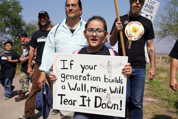 Border wall protesters