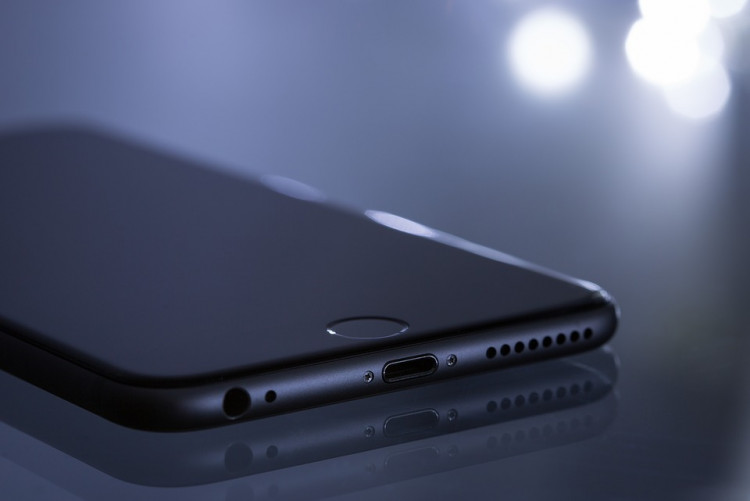 An iOS 12-12.1.2 Jailbreak is officially complete and is extremely close to being released publicly according to the jailbreak developers.