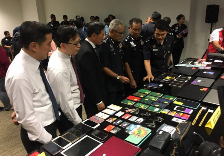 Singapore Love Scam