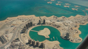 Construction of The Pearl Qatar in 2010
