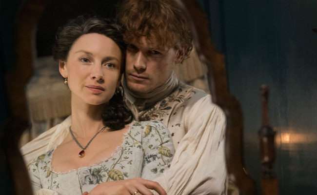 Sam Heughan and Caitriona Balfe
