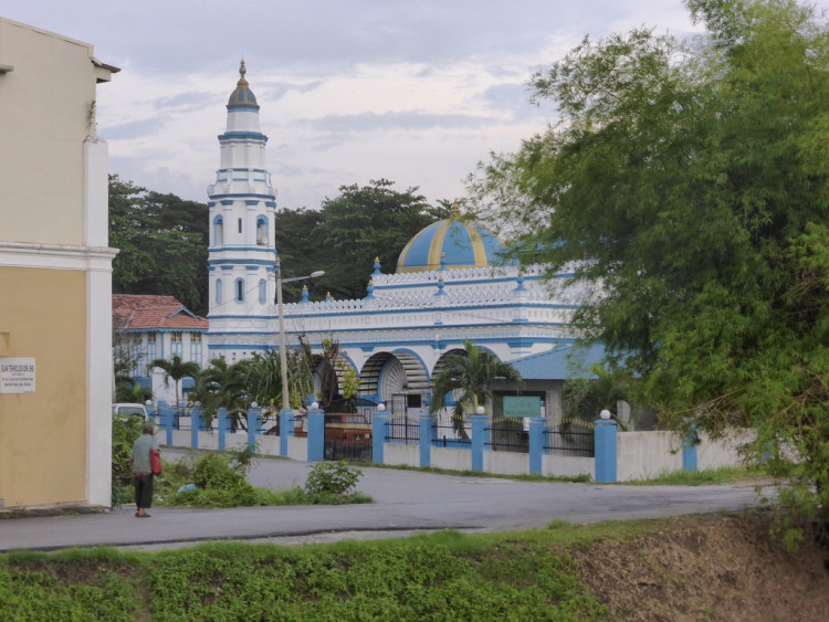 The Ipoh city in Malaysia may only be another stopover for tourists visiting Cameron Highlands or the island of Penang, but it holds its own beauty.