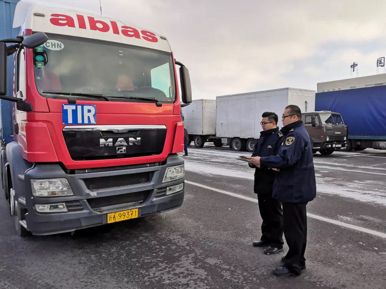 Chinese Trucks