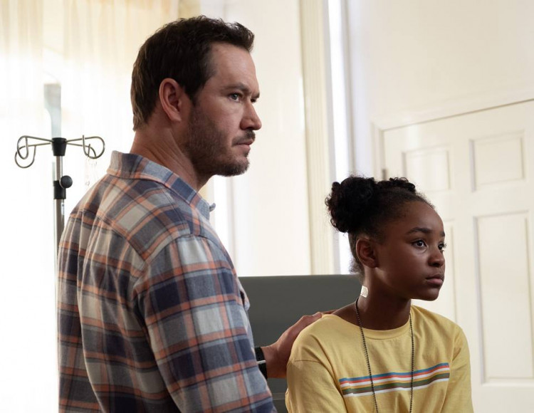 Fans are hopeful that there will be 'The Passage' Season 2 as it is now shaping to be an interesting story. 