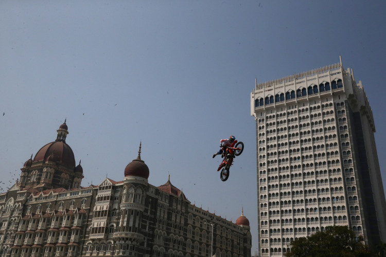 Taj Mahal hotel