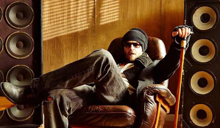 The Hollywood world was surprised when the news broke that Luke Perry was rushed to the hospital due to a massive stroke