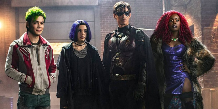 A new set of character is about to come to join the current fan-favorite heroes in 'Titans' Season 2.
