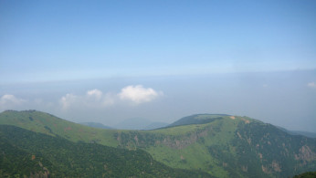 Mount Hallasan has a height of 1,950 meters (6,398 ft), making it the highest mountain in South Korea. 