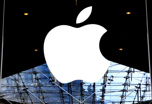 Apple Inc.. Paris