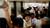 Manila train commuters