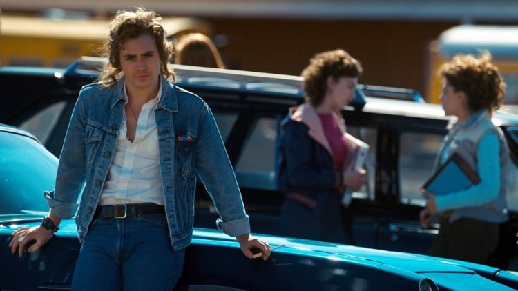 Netflix already dropped "Stranger Things" Season 3's full trailer, and fans have a lot of feelings about it