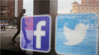 Facebook and Twitter logo