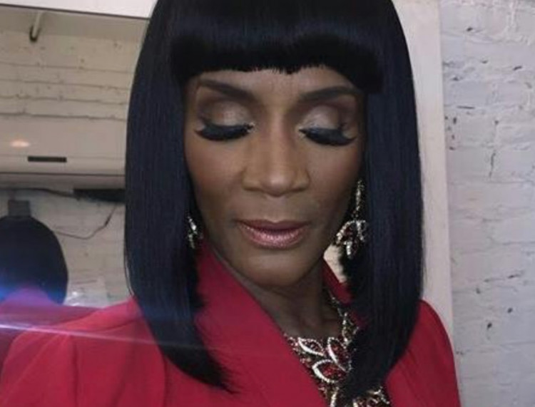 Momma Dee