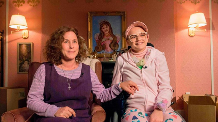 Dee Dee (Patricia Arquette) will be losing grip of her daughter on "The Act" Episode 5.