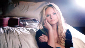 Miranda Lambert Throws Shade At Blake Shelton During The ACM Awards While Gwen Stefani Sat Front Row
