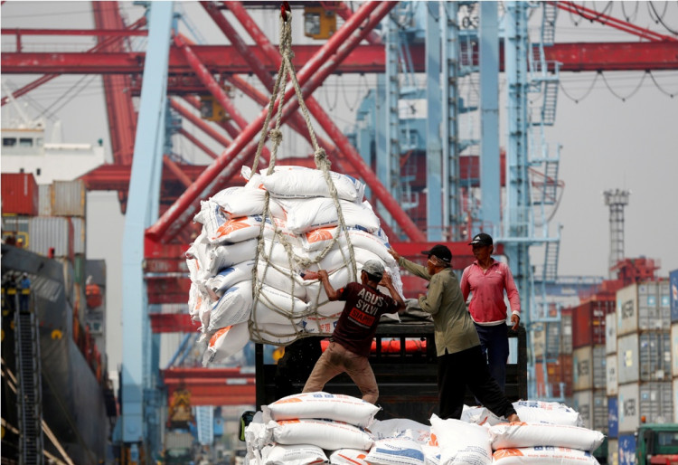 Indonesia port