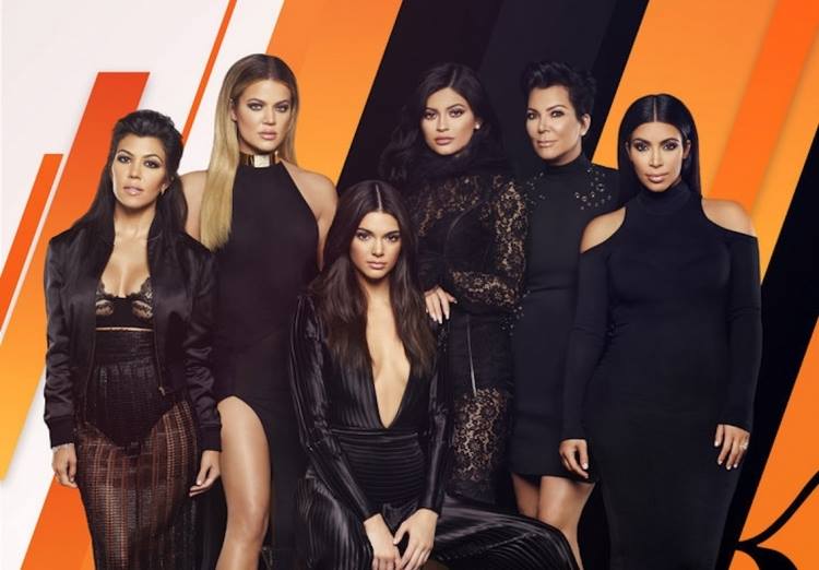 The famous clan will be in Bali, Indonesia, to escape all the stress and recharge themselves with vitamin sea.