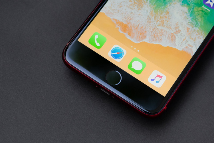 iPhone 8