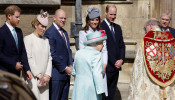  Queen Elizabeth, Catherine, Duchess of Cambridge, Prince William, Prince Harry, Zara Phillips and Mike Tindall