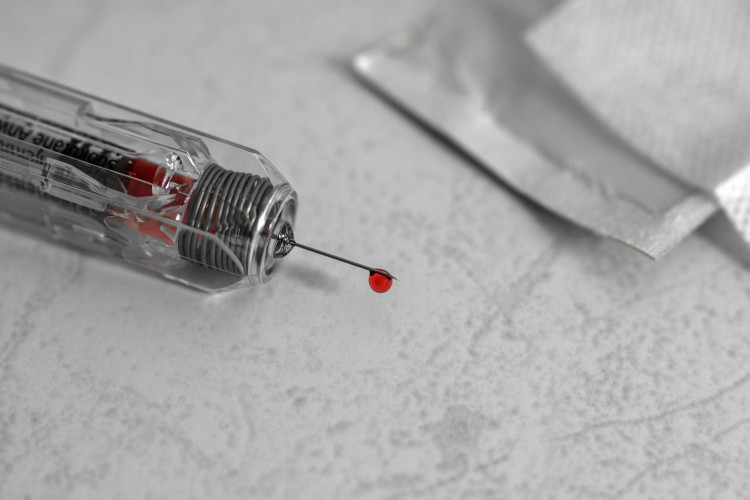 White and clear glass syringe