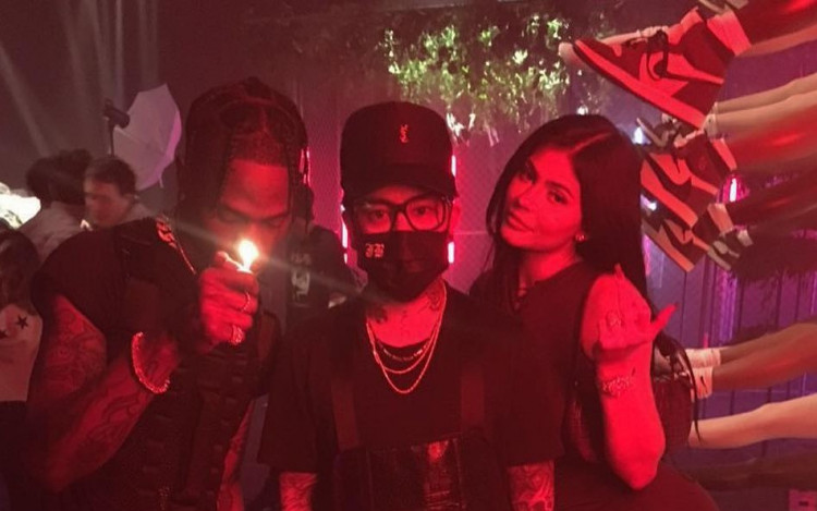 Kylie Jenner, Travis Scott, Jon Boy