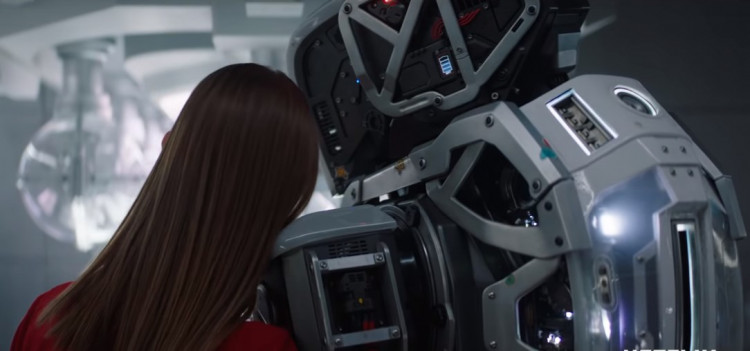 "I Am Mother" proves that technology can break real human interaction.