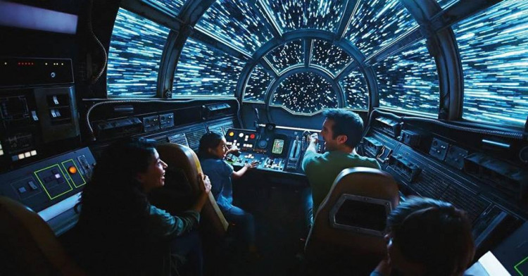 Excited fans can't contain themselves to see what Disneyland's new attraction, Star Wars: Galaxy's Edge, has to offer.