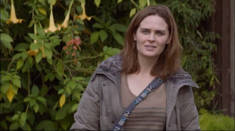 Although she will come up to the Cody boys, Angela is up to something that involves Pope. 