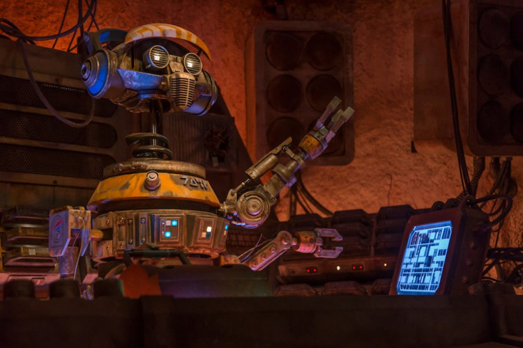 Disney's Star Wars: Galaxy's Edge is finally open and guests now have their favorite go-to spots. 