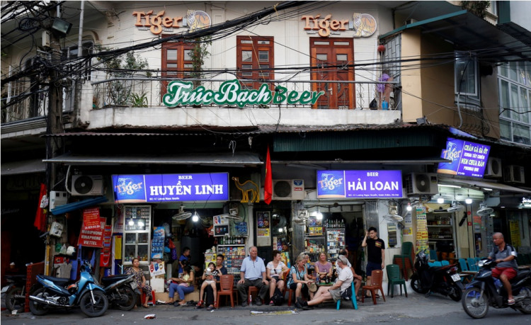 Hanoi business