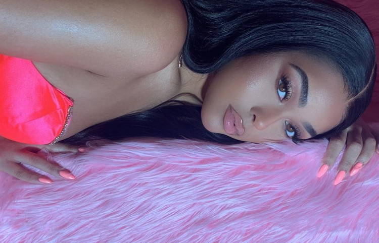 Jordyn Woods Looks Beautiful On Her Neon Latex Dress