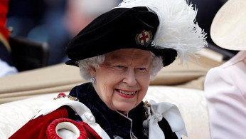 Queen Elizabeth Reportedly Refuses To Eat This When Traveling Abroad