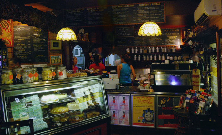 It is easy to find good coffee, but it is hard to discover the top café outlets. 