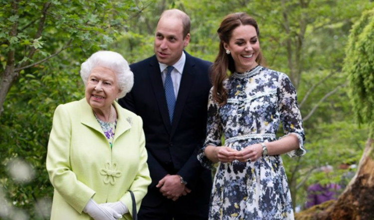 While it’s pretty clear that Kate Middleton gets along with her Royal in-laws, many are wondering if Prince William is also close to the family of the Duchess of Cambridge.