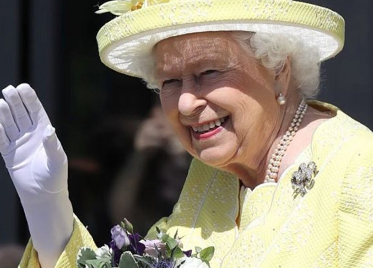 Queen Elizabeth And Margaret Thatcher’s Complicated Relationship, From ‘Icy’ To One Of Mutual Respect 