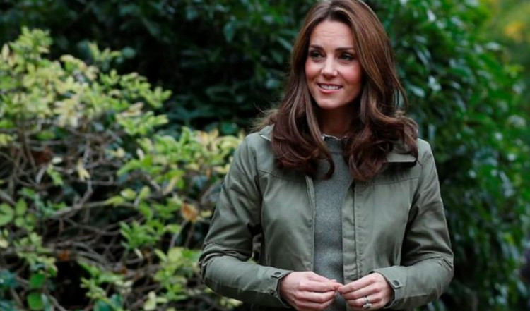 The Duchess of Cambridge decided to merge both worlds.