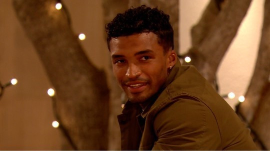 Michael and Francesca have left the villa in the recent episode of "Love Island" Season 5.