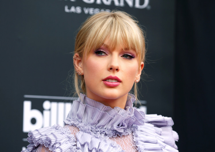 Taylor Swift To Receive First Icon Award Ahead 'Lover' Release
