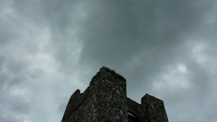 A snap featuring the show's cast surfaces online.